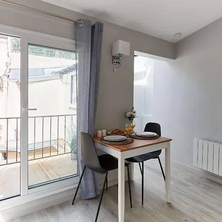 Jardin Du Luxembourg With Balcony - Cityapartmentstay Parigi